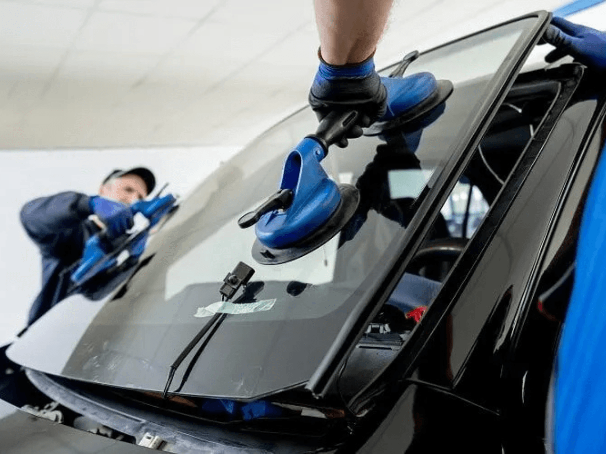 The Master Guide to Professional Auto Glass Replacement: Ensuring Maximum Road Safety